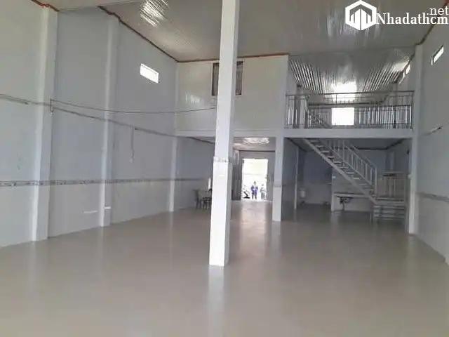Kho cho thuê gần ngã5 2 xẹc đường Võ văn Vân, giá 12 triệu
