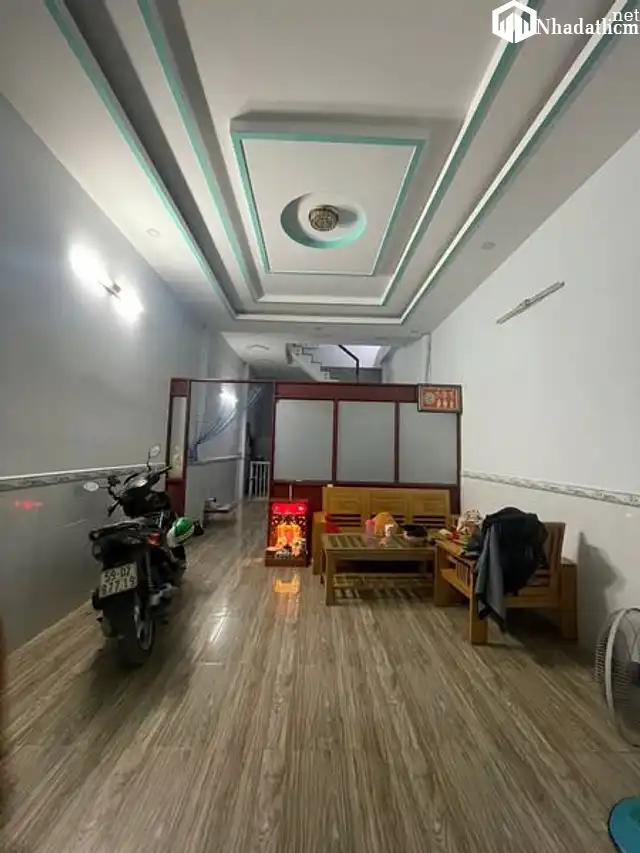 Nhà 1 trệt lầu suốt, 2 phòng ngủ, 1 phòng thờ, 2wc, đường Nguyễn Thị Trọn, giá 1.45 tỷ