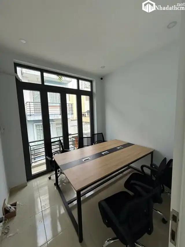 BÁ.N GẤP - NHÀ ĐẸP  NGAY TRUNG TÂM Q10 - CÁCH SVĐ PHÚ THỌ CHỈ 200m