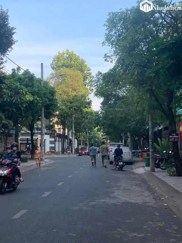 Cho thuê nhà nguyên căn gần Hoàng Diệu 2, Linh Chiểu, Tp. Thủ Đức.