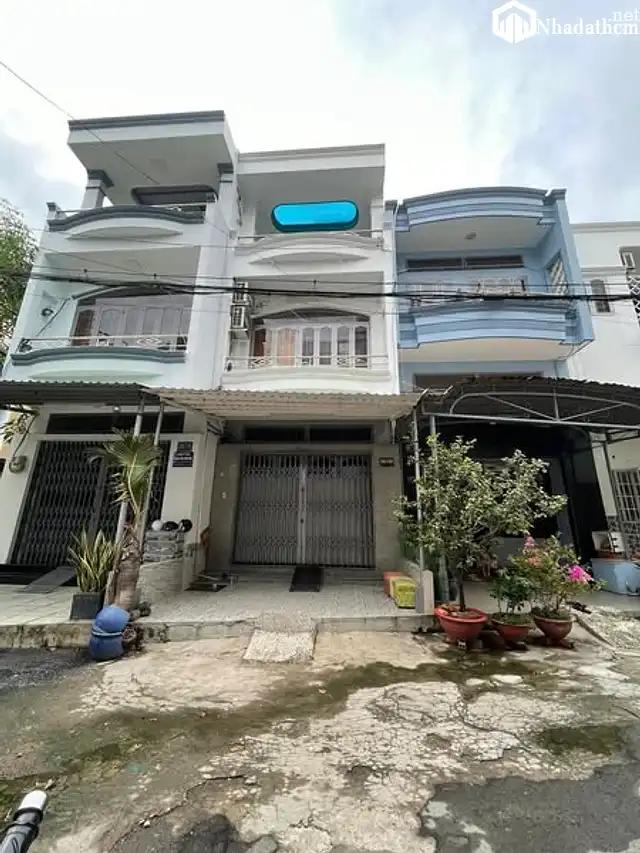 Cho thuê nhà giá rẻ, hẻm xe hơi, giá 12 triệu, tại đường  Phan Huy Ích, Gò Vấp