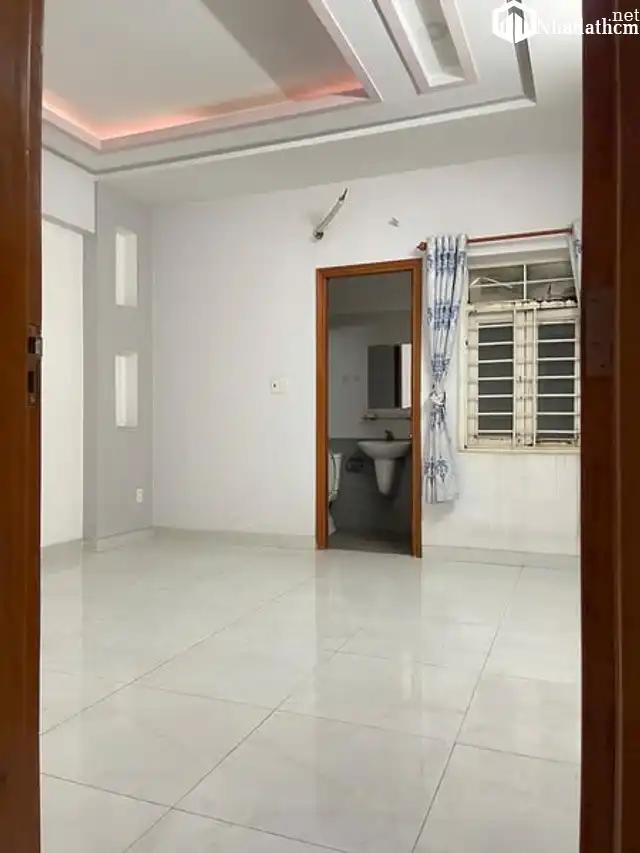 Nhà Hẻm xe tải thông bàn cờ, gần ngã ba Cây Trâm – Phạm Văn Chiêu,  Gò Vấp