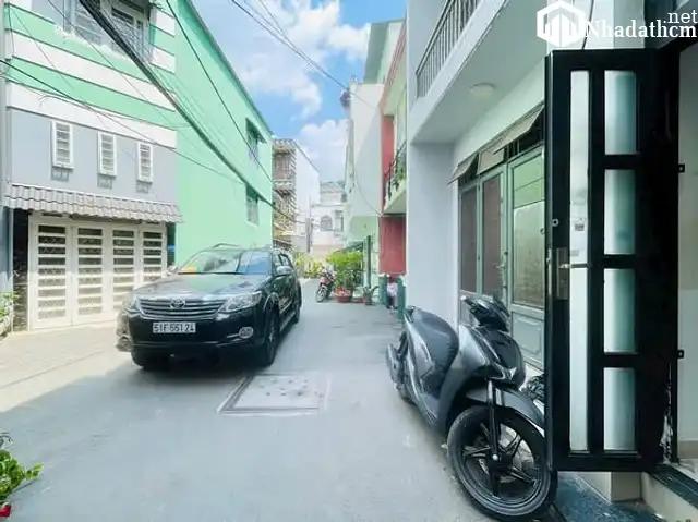 Bán nhà nhà hẻm xe hơi, trung tâm quận Gò Vấp, giá 5.18 tỷ