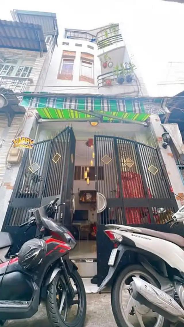 BÁN NHÀ CHÍNH CHỦ — QUẬN 4 — KHU DÂN CƯ — GIÁ CHỈ 3 TỶ 699 TRIỆU…