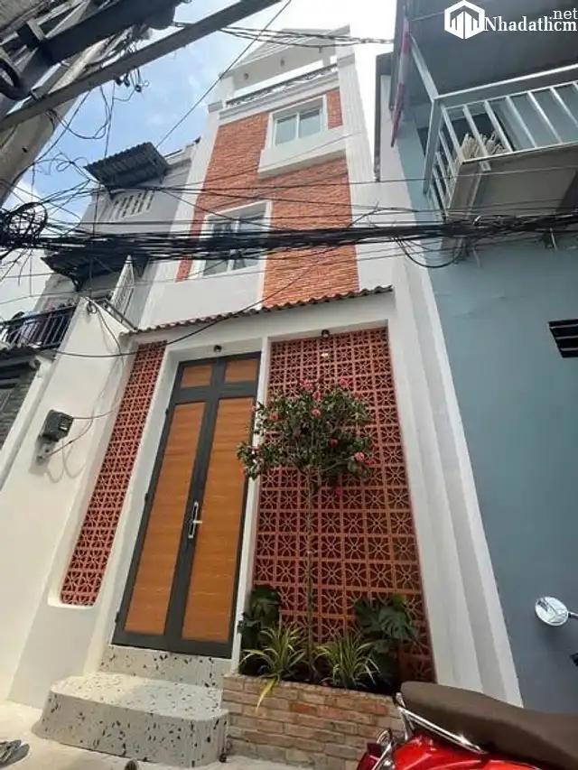 Chính Chủ Bán Nhà đẹp Khánh Hội , Phường 4 . Quận 4 - Thiết kế riêng, mới 100%