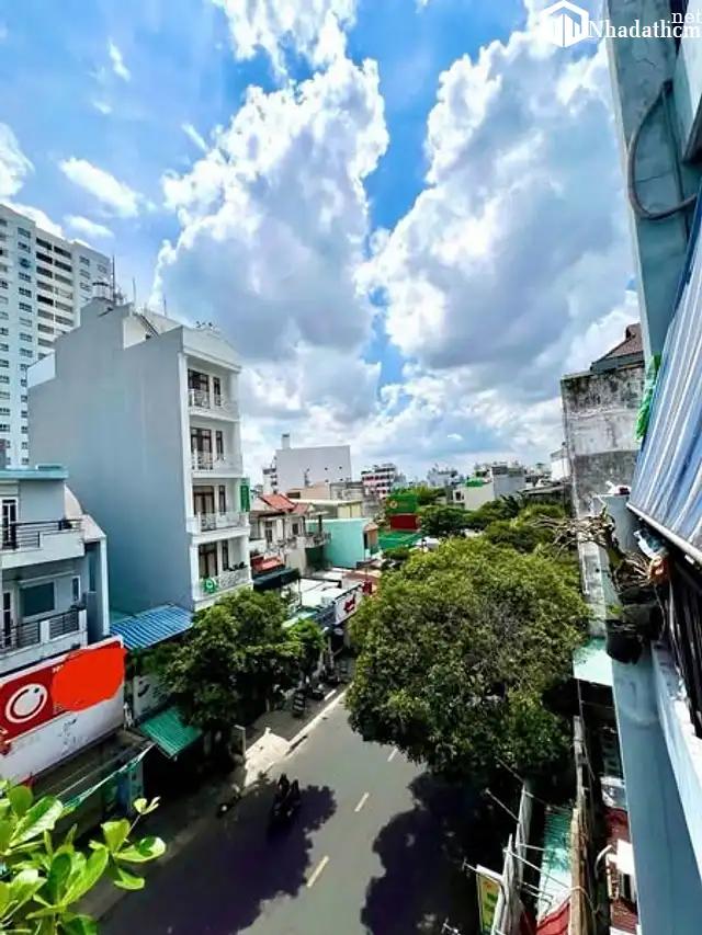 Bán nhà mặt tiền nở hậu, phù hợp kinh doanh, giá 16.5 tỷ sát chợ Tân Hương, Tân Phú