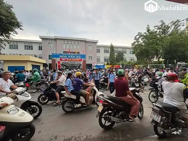 Cần Bán Nhà MT Đặng Văn Ngữ, P.10, Q.Phú Nhuận, TP.HCM.