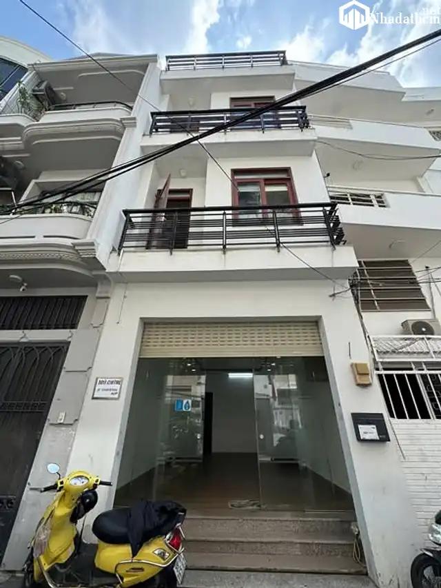 Cho thuê nhà hẻm ô tô tại trung tâm Quận 1, giá 35 triệu