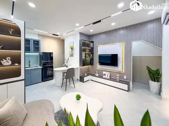 Bán nhà riêng 26m2, giá 4.45 tỷ, hẻm xe hơi, đường Phan Văn Trị, Bình Thạnh