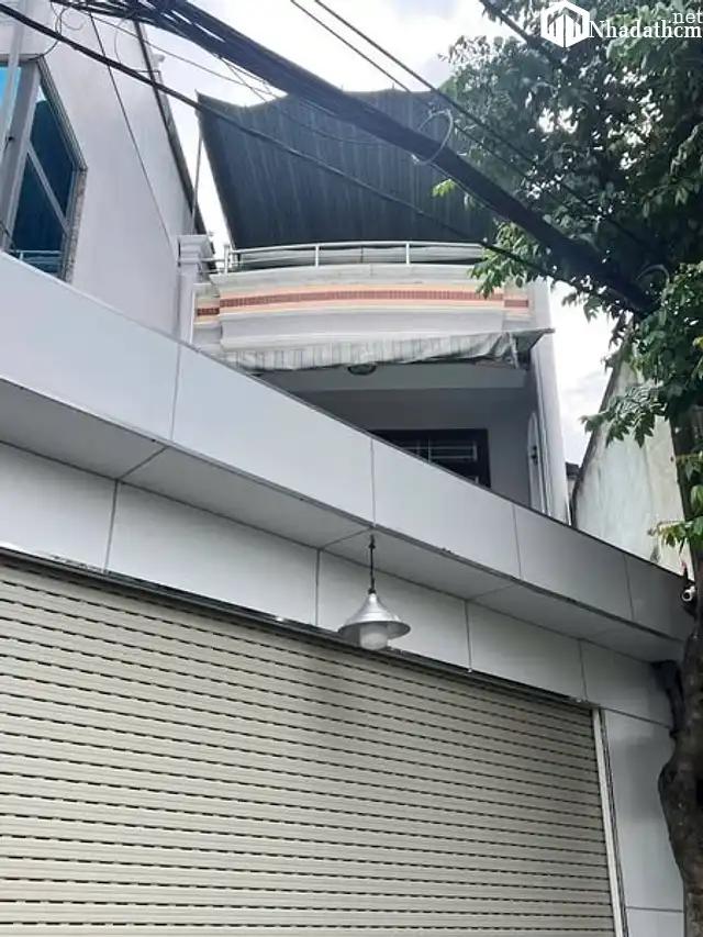 Bán nhà mặt tiền sầm uất, giá 9.5 tỷ, 2 lầu, tại Gò Vấp