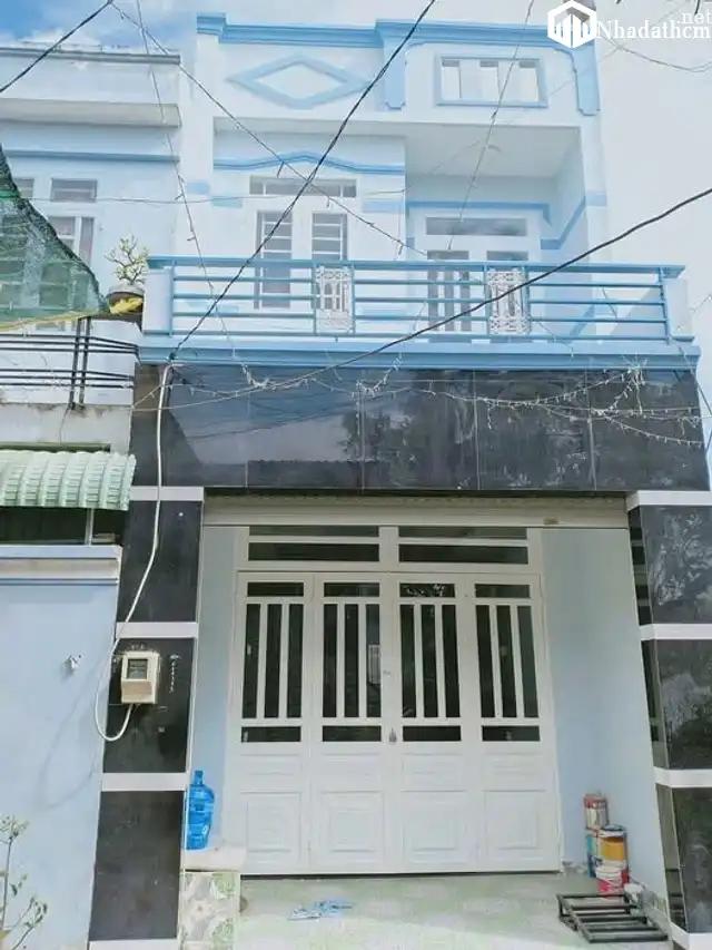 Chính chủ bán gấp nhà giá 1.8 tỷ tại Bình Chánh, nhà hẻm ô tô