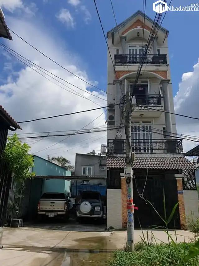 Bán nhà hẻm xe hơi Đường Thạnh Xuân 52, Quận 12, giá 3.1 tỷ