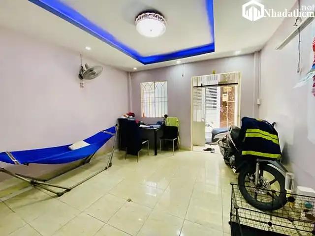 Nhà gần trường học, 44m2, hẻm ba gác, giá 3.8 tỷ, Quận Gò Vấp