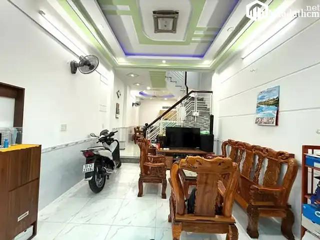 Nhà hẻm trước 4m,56m2, 2 tầng,  gần trường học, giá 4.6 tỷ, SHR